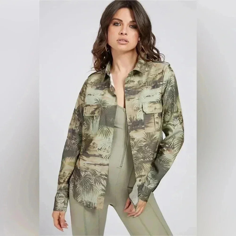 Guess Oversized Tropical Palm Print Utility Shirt - XS